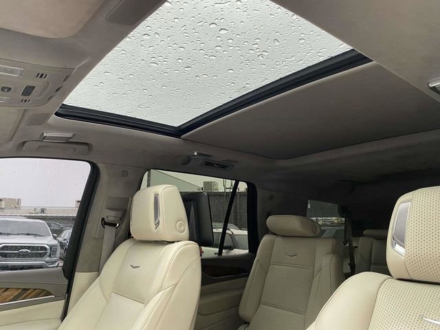 Used 2021 Cadillac Escalade Sport Platinum image 16