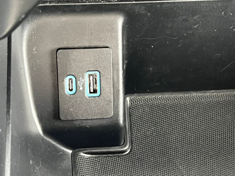 Certified 2022 Ford F150 XLT w/ Equipment Group 301A Mid image 37