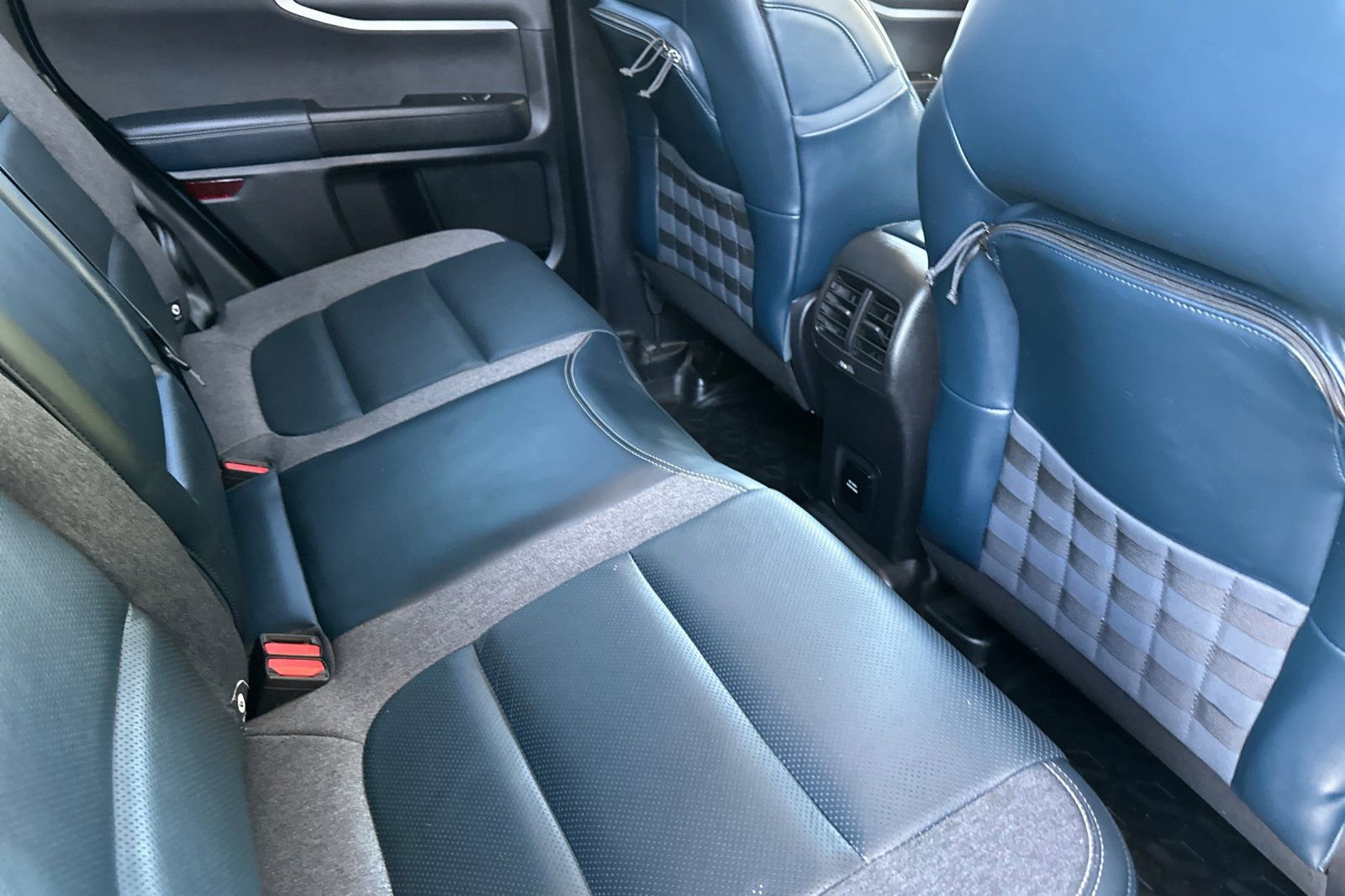 Certified 2021 Ford Bronco Sport First Edition AWD/4WD image 18