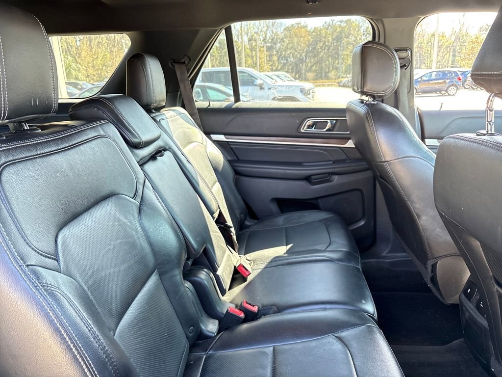 Certified 2017 Ford Explorer Limited image 27