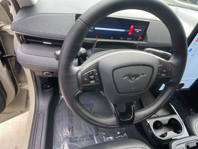 Certified 2025 Ford Mustang Mach-E Premium AWD/4WD image 17