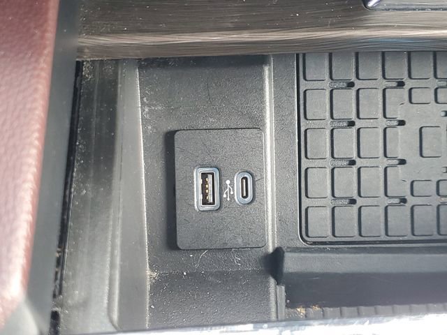 Certified 2023 Ford Expedition Limited image 29