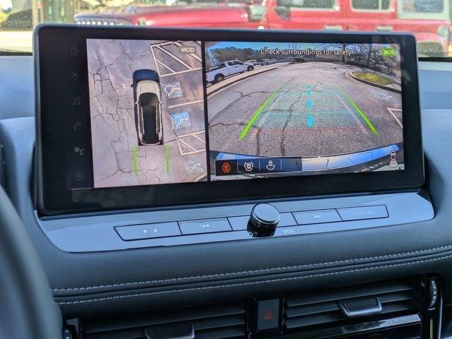 Used 2025 Nissan Rogue SL w/ SL Premium Package image 23