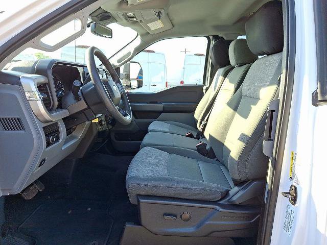 Certified 2023 Ford F350 XLT w/ Snow Plow/Camper Package AWD/4WD image 13