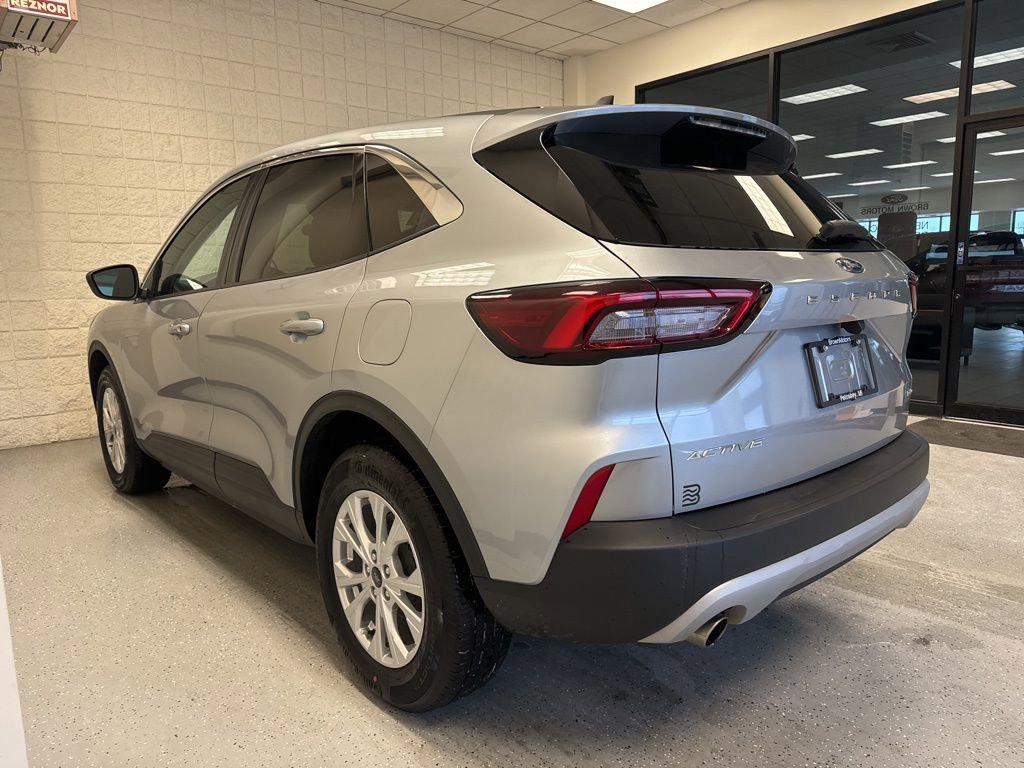 Certified 2023 Ford Escape Active image 9