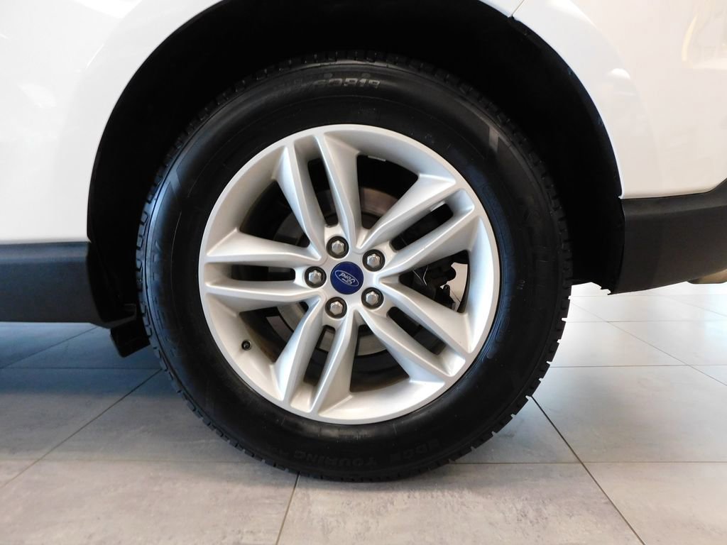 Certified 2018 Ford Edge SEL w/ Equipment Group 201A AWD/4WD image 7