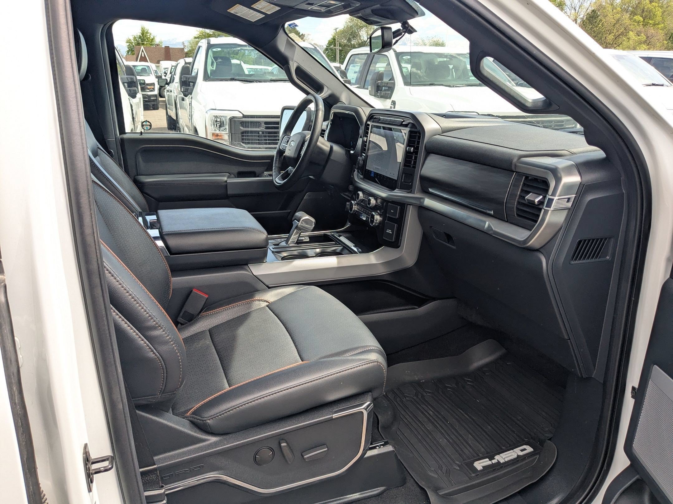 Certified 2024 Ford F150 Lariat w/ Tow/Haul Package AWD/4WD image 37