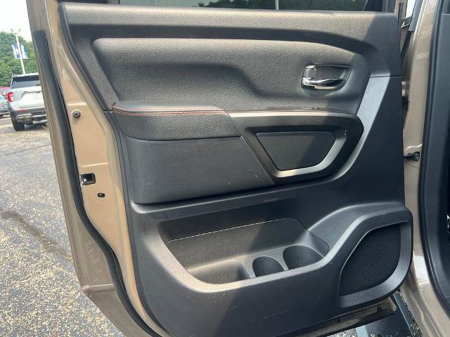 Used 2020 Nissan Titan PRO-4X AWD/4WD image 29