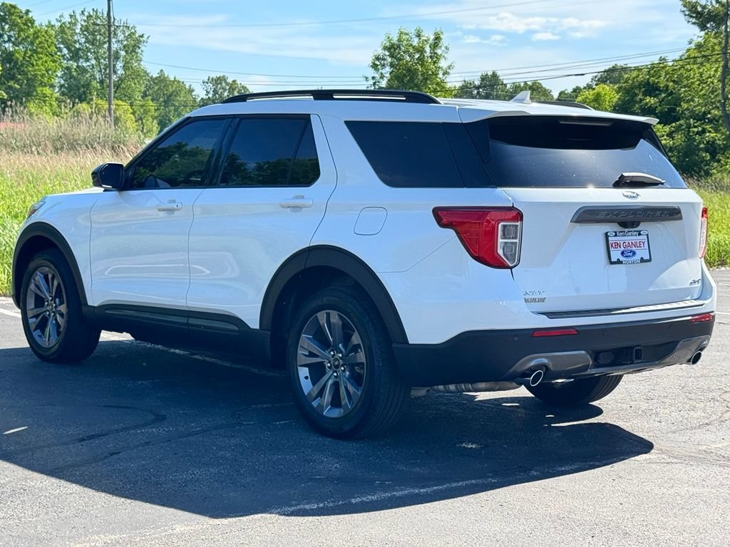 Certified 2023 Ford Explorer XLT w/ Equipment Group 202A AWD/4WD image 11