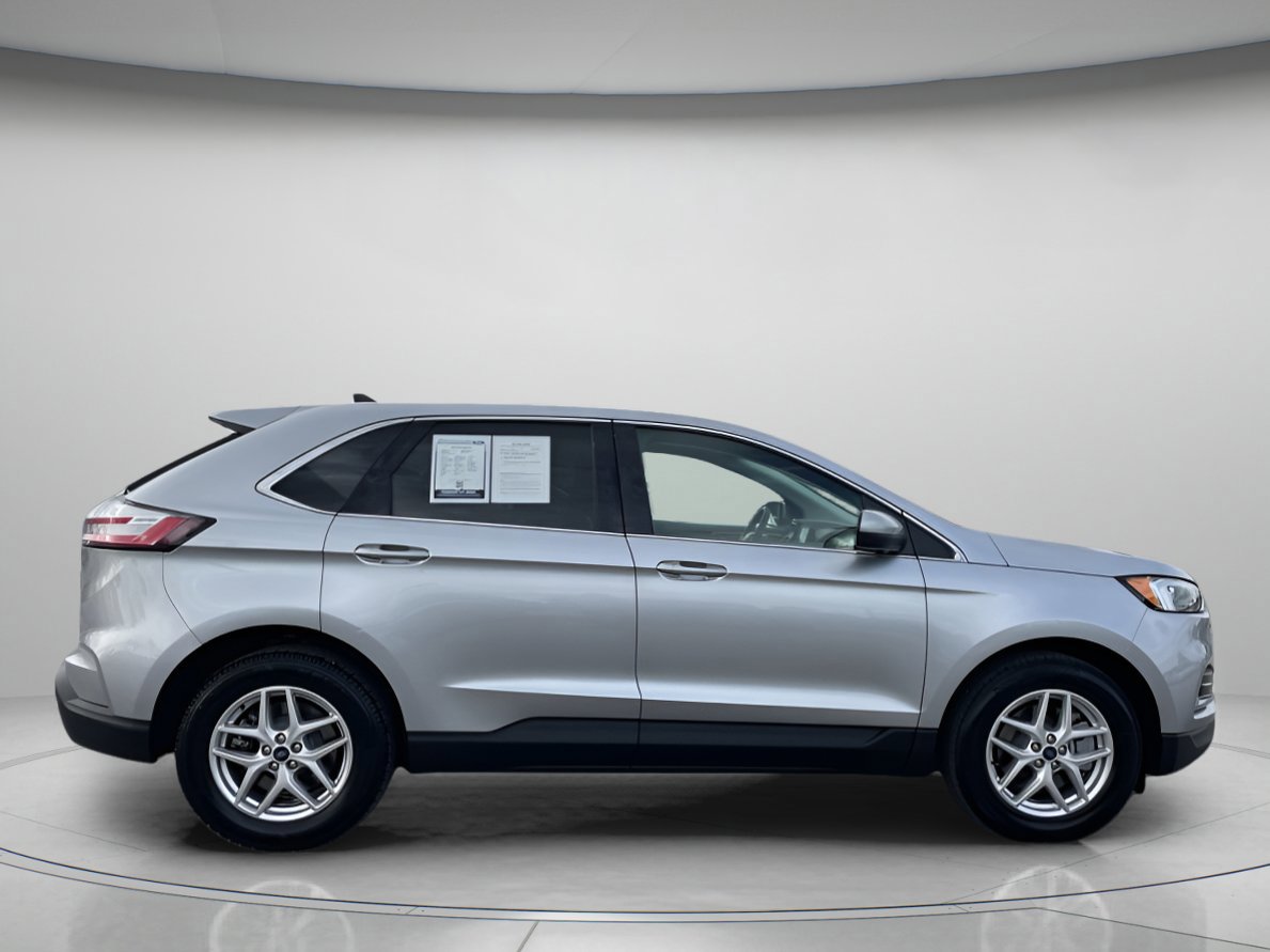 Certified 2023 Ford Edge SEL AWD/4WD image 5