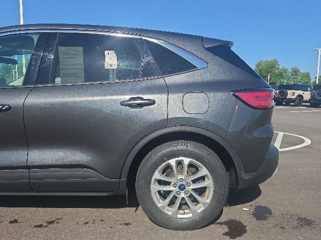 Certified 2020 Ford Escape SE FWD image 15