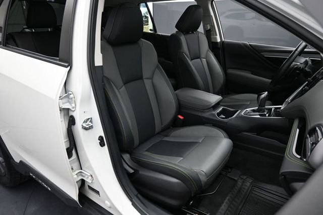 Used 2023 Subaru Outback Onyx Edition AWD/4WD image 28