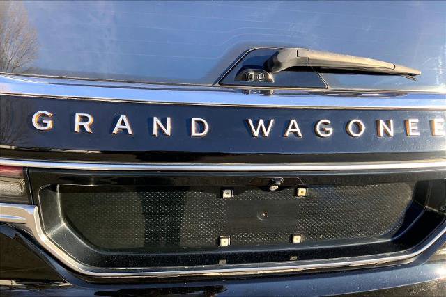 Used 2022 Jeep Grand Wagoneer Series III w/ Rear Seat Video Group 1 image 32