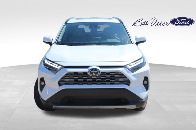 Used 2025 Toyota RAV4 Limited FWD image 2