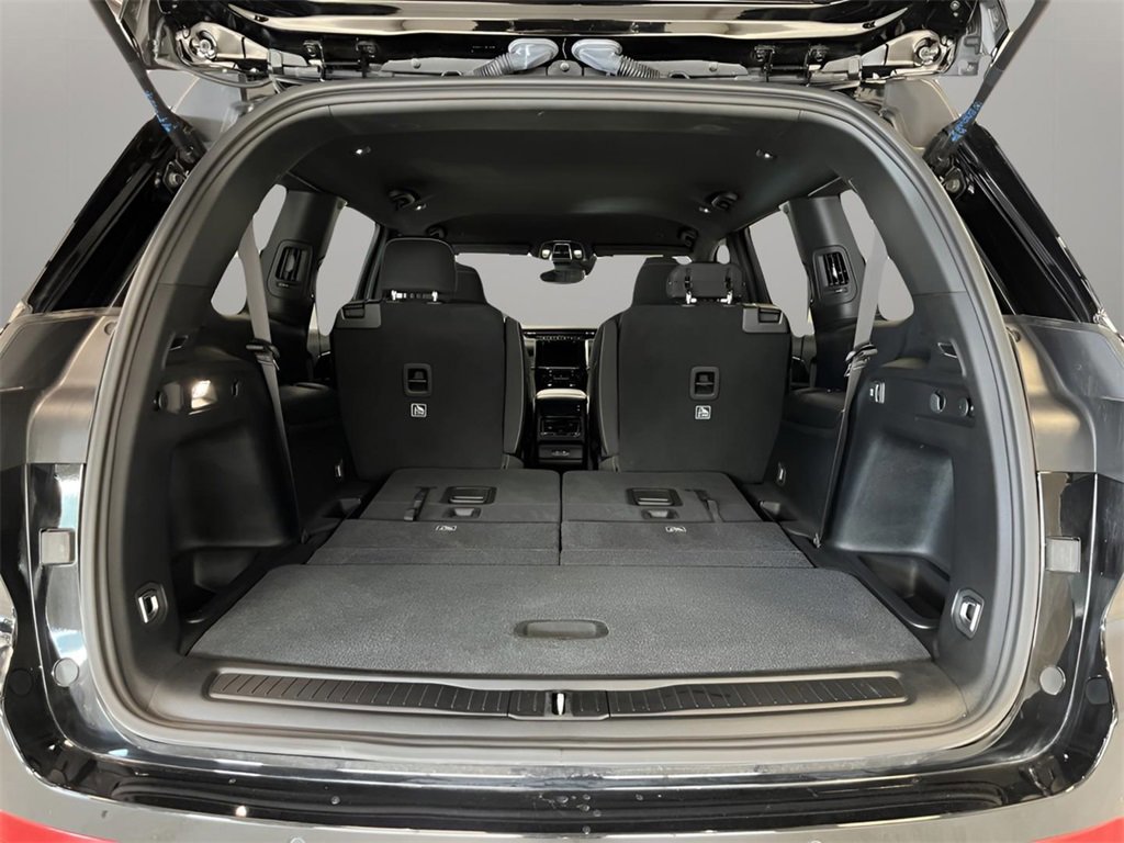 Used 2024 Jeep Grand Cherokee L Laredo image 14