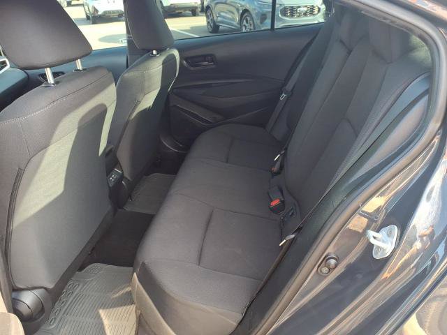 Used 2025 Toyota Corolla LE FWD image 11