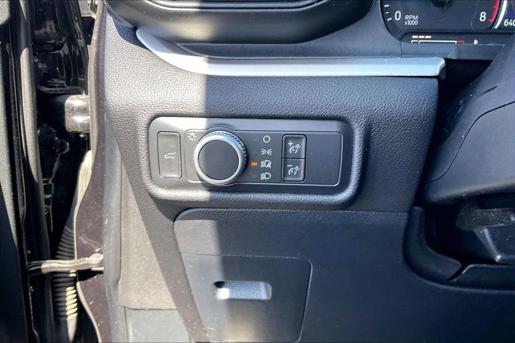 Certified 2022 Ford Explorer XLT w/ Class IV Trailer Tow Package image 34