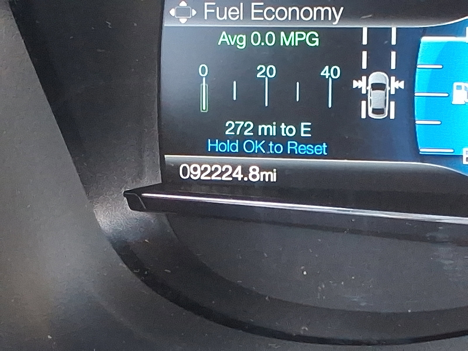 Certified 2018 Ford Explorer XLT w/ Equipment Group 202A image 22