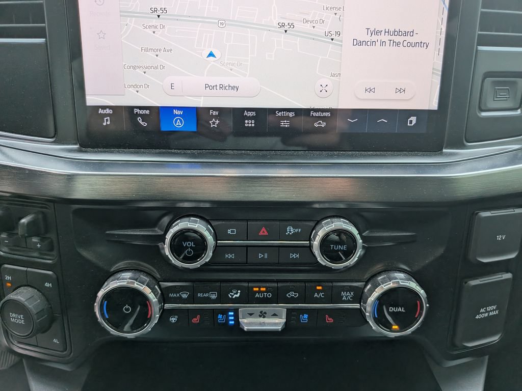 Certified 2025 Ford F350 Lariat AWD/4WD image 27