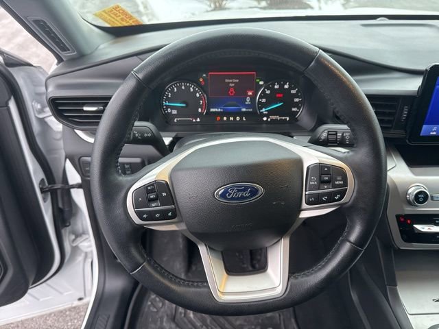 Certified 2022 Ford Explorer XLT image 11