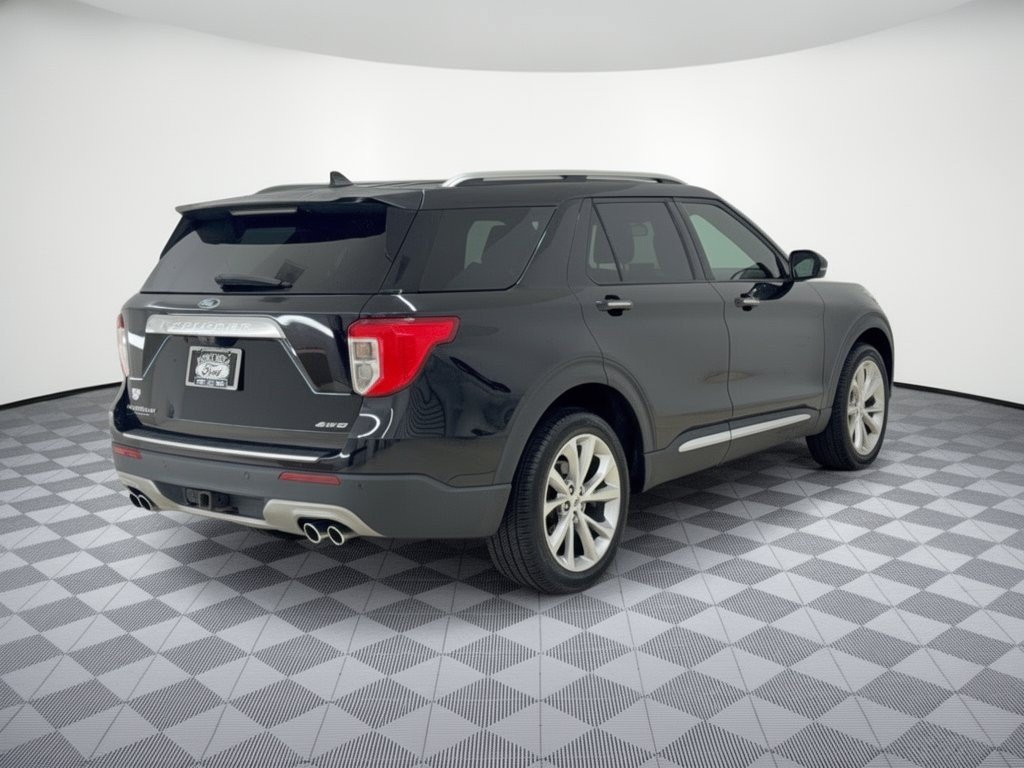 Certified 2022 Ford Explorer Platinum w/ Equipment Group 601A AWD/4WD image 9