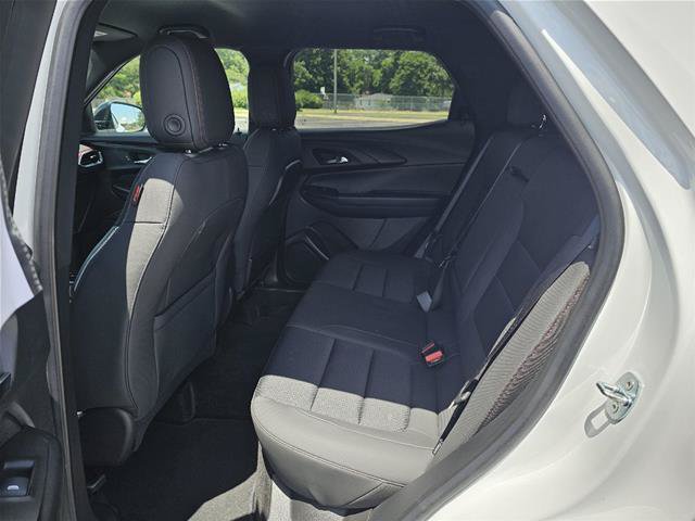 Used 2023 Chevrolet TrailBlazer RS w/ Convenience Package AWD/4WD image 12