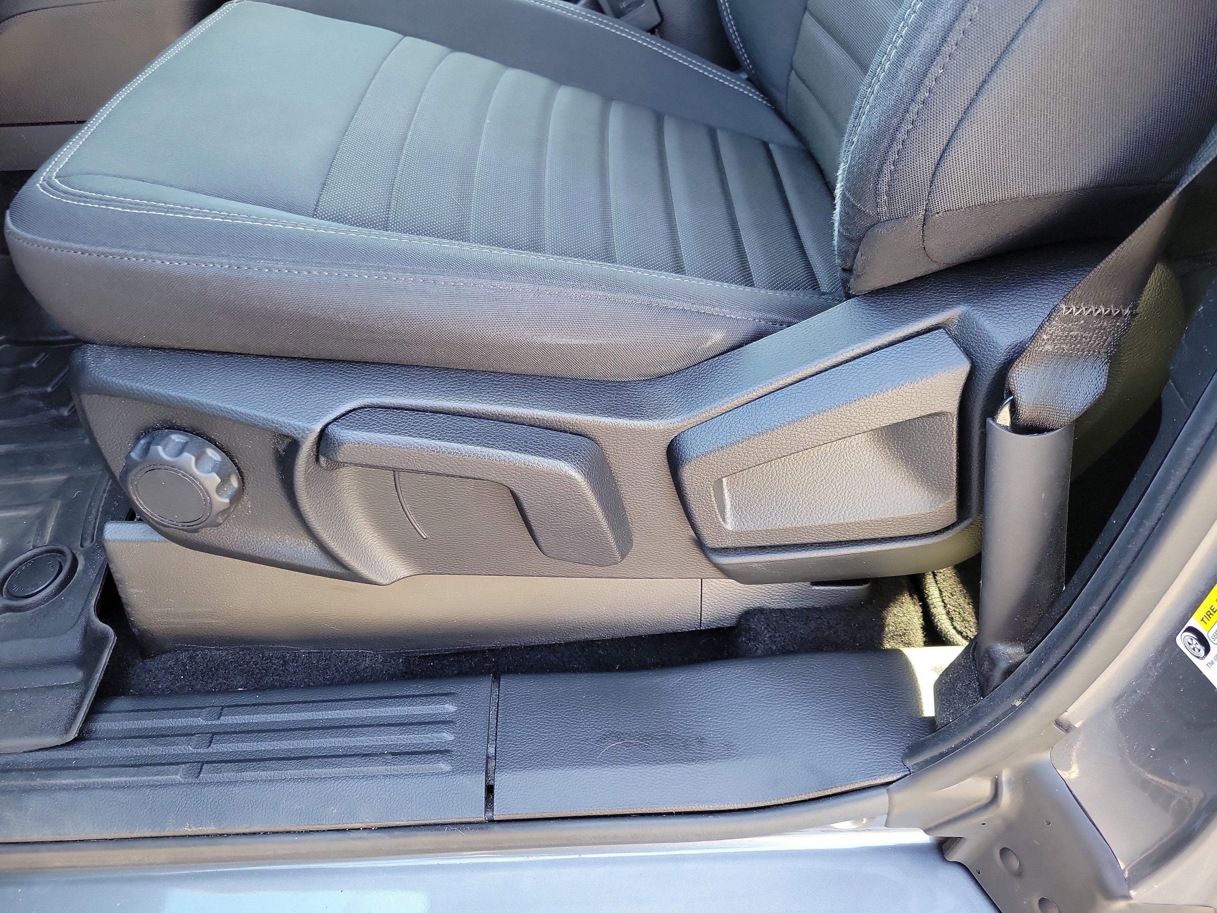 Certified 2023 Ford Ranger XLT w/ Equipment Group 301A Mid image 9