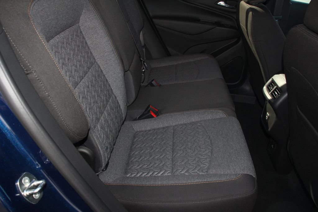 Used 2023 Chevrolet Equinox LT AWD/4WD image 25