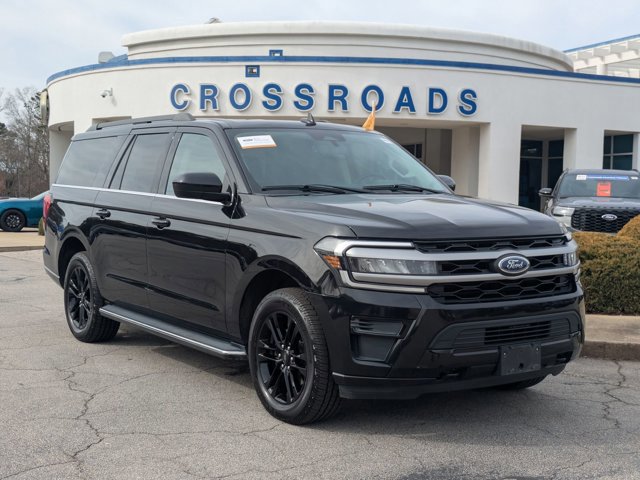 Certified 2022 Ford Expedition Max XLT image 5