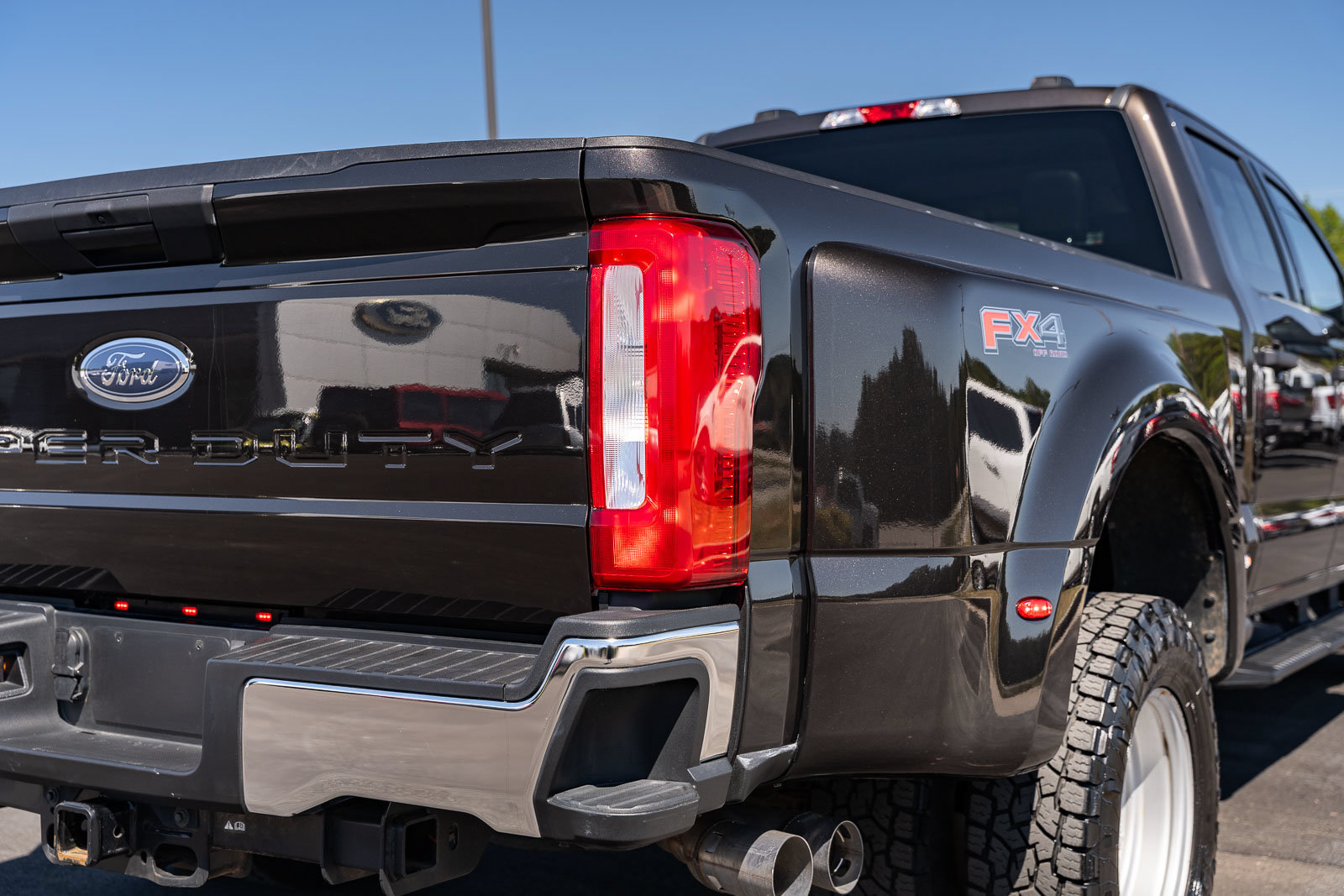 Certified 2024 Ford F350 XLT AWD/4WD image 14