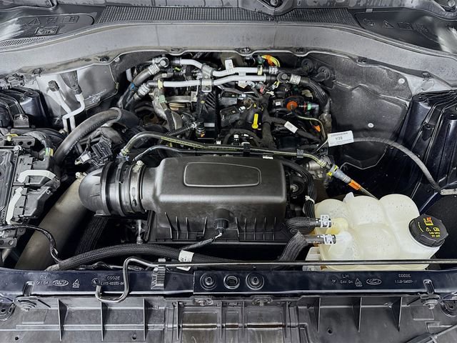 Certified 2022 Ford Explorer XLT w/ Equipment Group 202A image 31