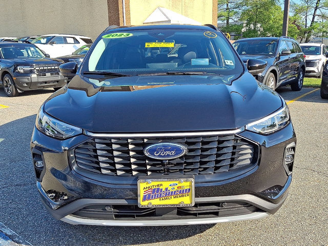 Certified 2023 Ford Escape SE w/ PHEV Premium Package FWD image 29