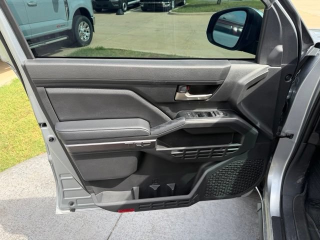 Used 2025 Toyota Tacoma TRD Sport RWD image 8