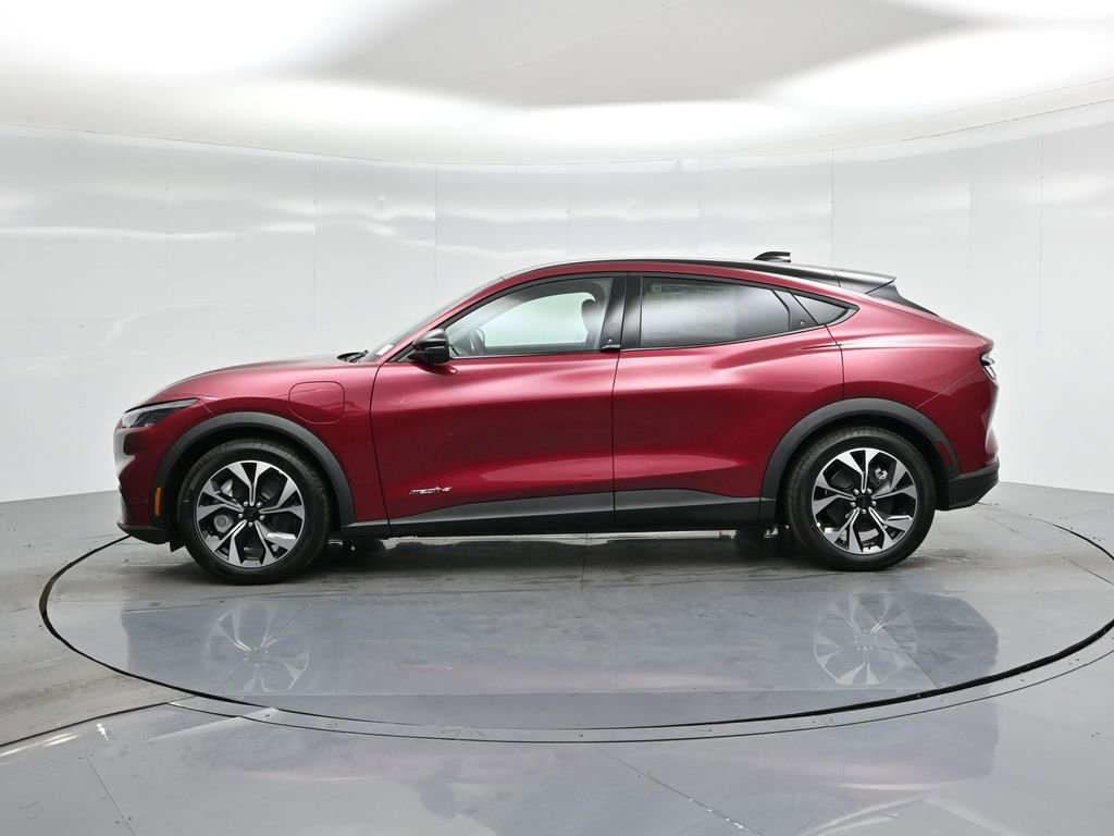 Certified 2025 Ford Mustang Mach-E Select image 29