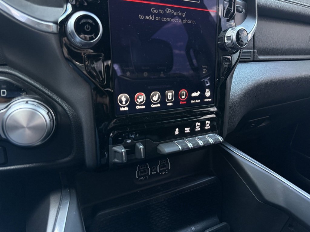 Used 2021 RAM 1500 Laramie w/ Sport Appearance Package image 18