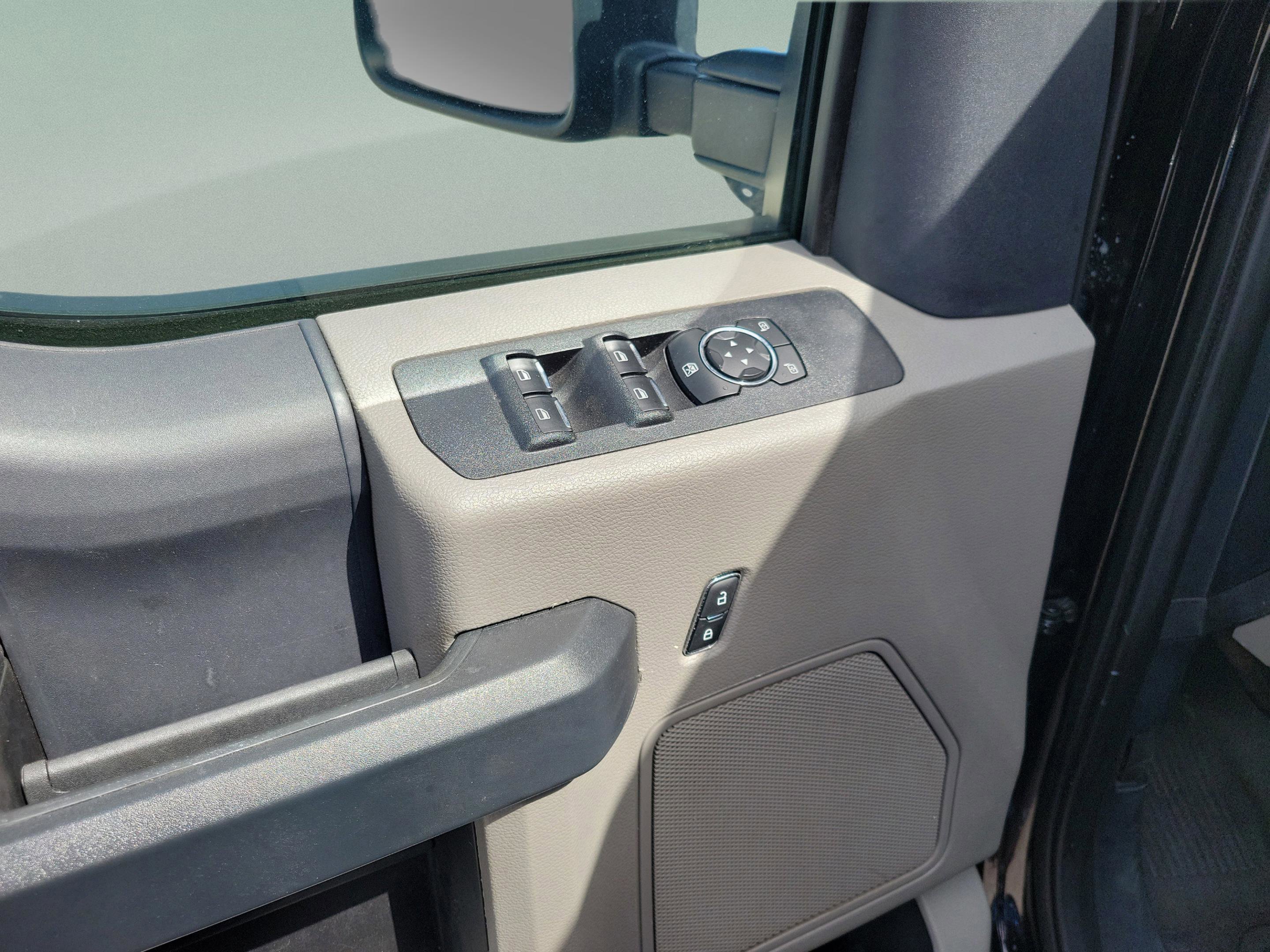 Certified 2022 Ford F350 XL w/ Power Equipment Group image 7