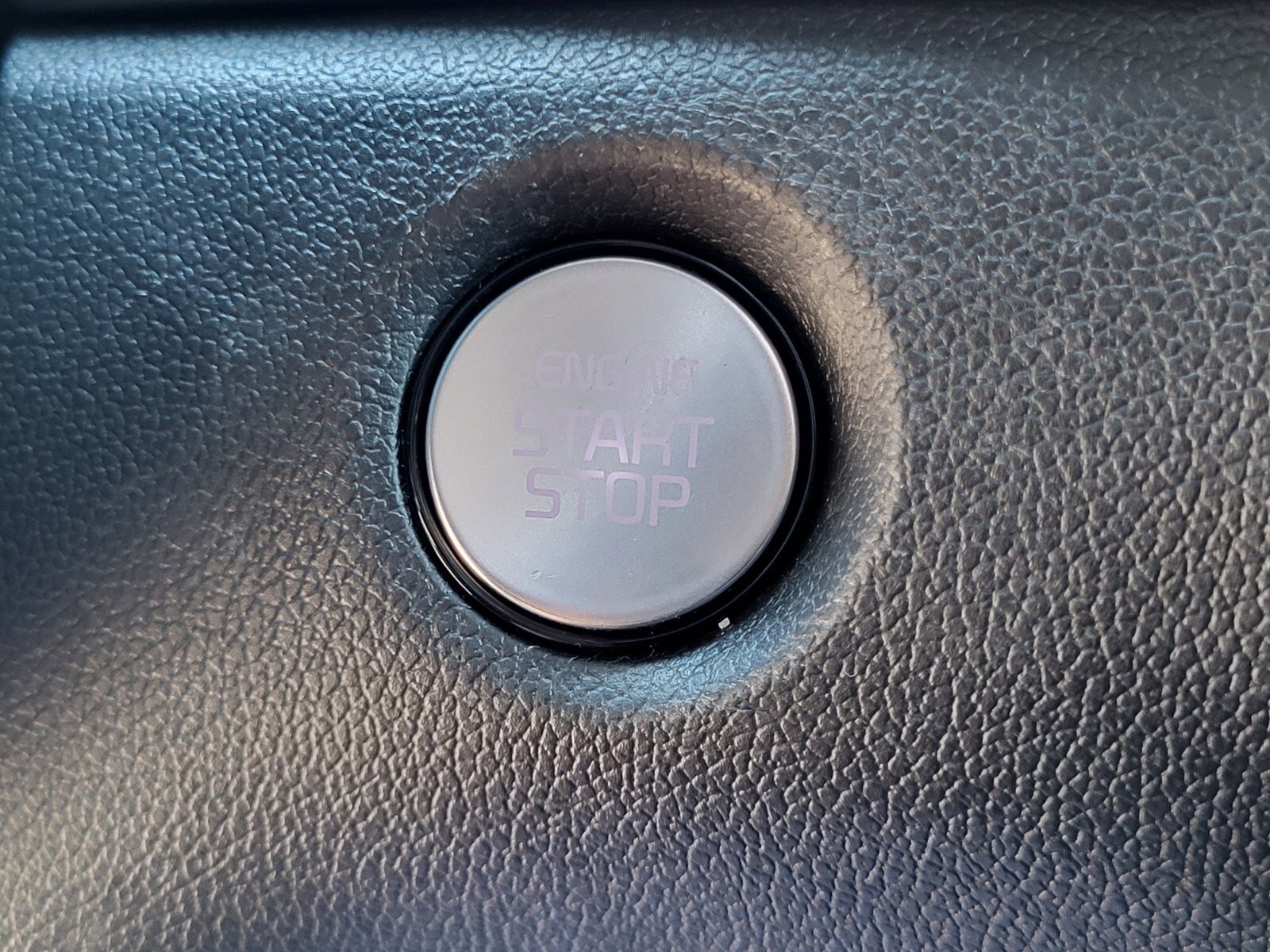 Used 2024 Kia Sorento S image 24