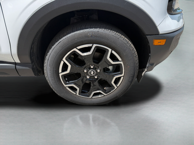 Certified 2025 Ford Bronco Sport Outer Banks w/ Outer Banks Tech Package+ AWD/4WD image 27