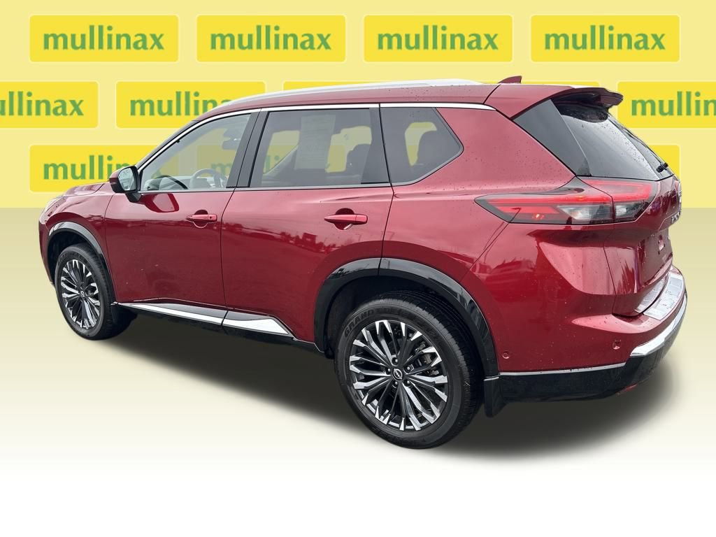 Used 2024 Nissan Rogue Platinum w/ Platinum Premium Package image 11