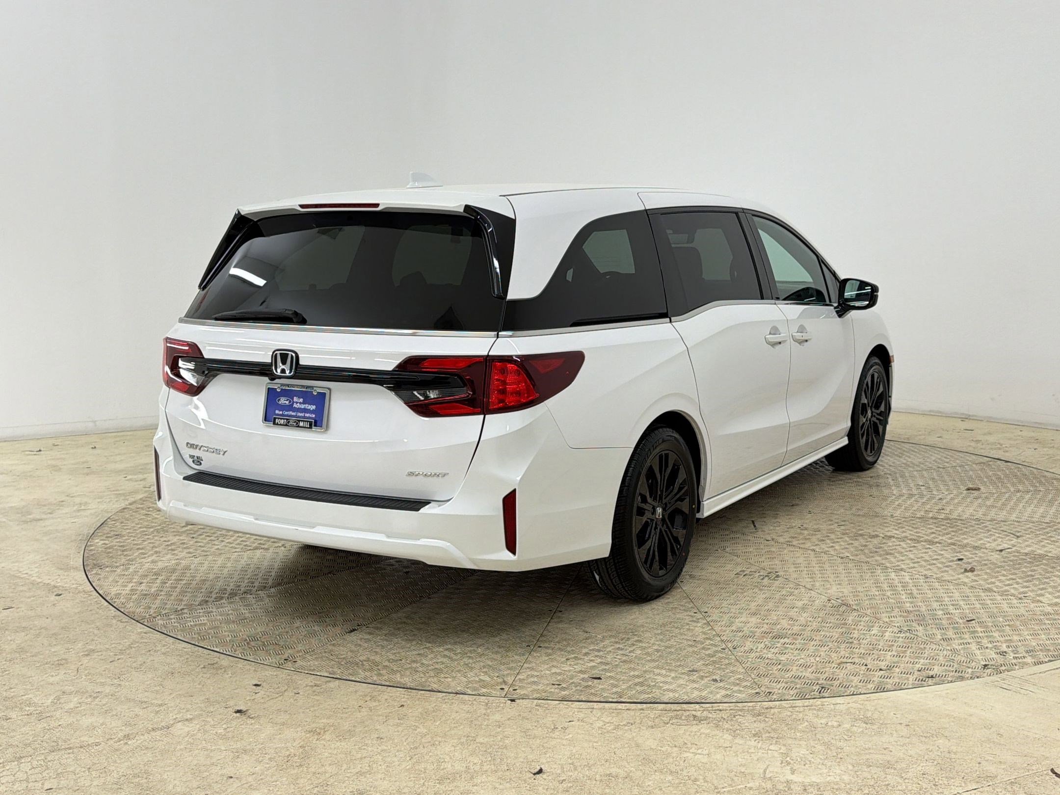 Used 2025 Honda Odyssey Sport-L image 9