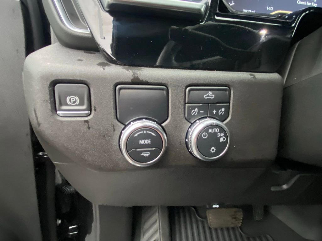 Used 2024 GMC Sierra 1500 SLE RWD image 12