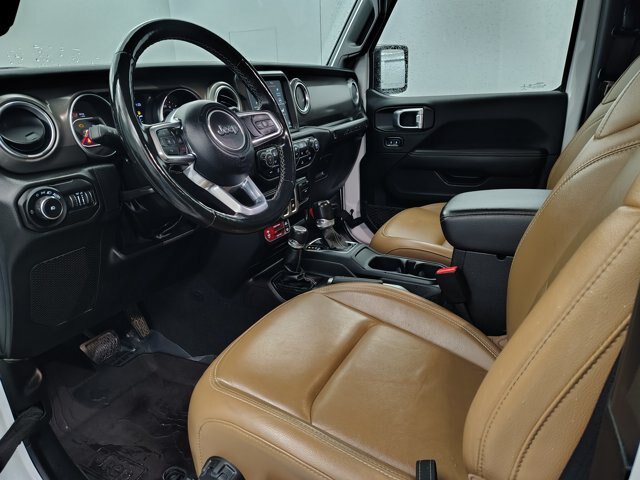 Used 2022 Jeep Wrangler Rubicon w/ Cold Weather Group AWD/4WD image 27