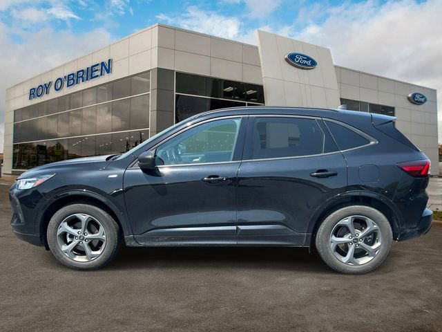 Certified 2024 Ford Escape ST-Line w/ Tech Pack #1 AWD/4WD image 3