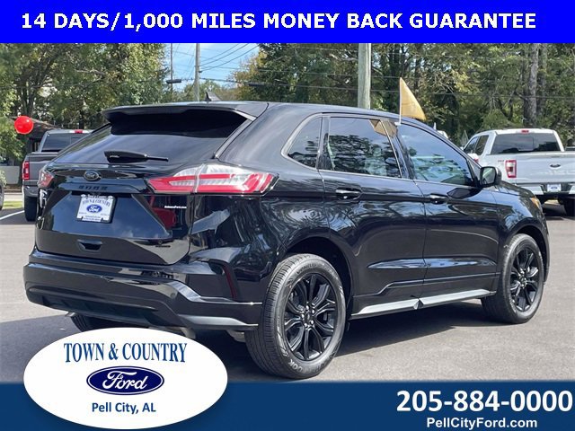 Certified 2024 Ford Edge SE w/ Black Appearance Package image 5