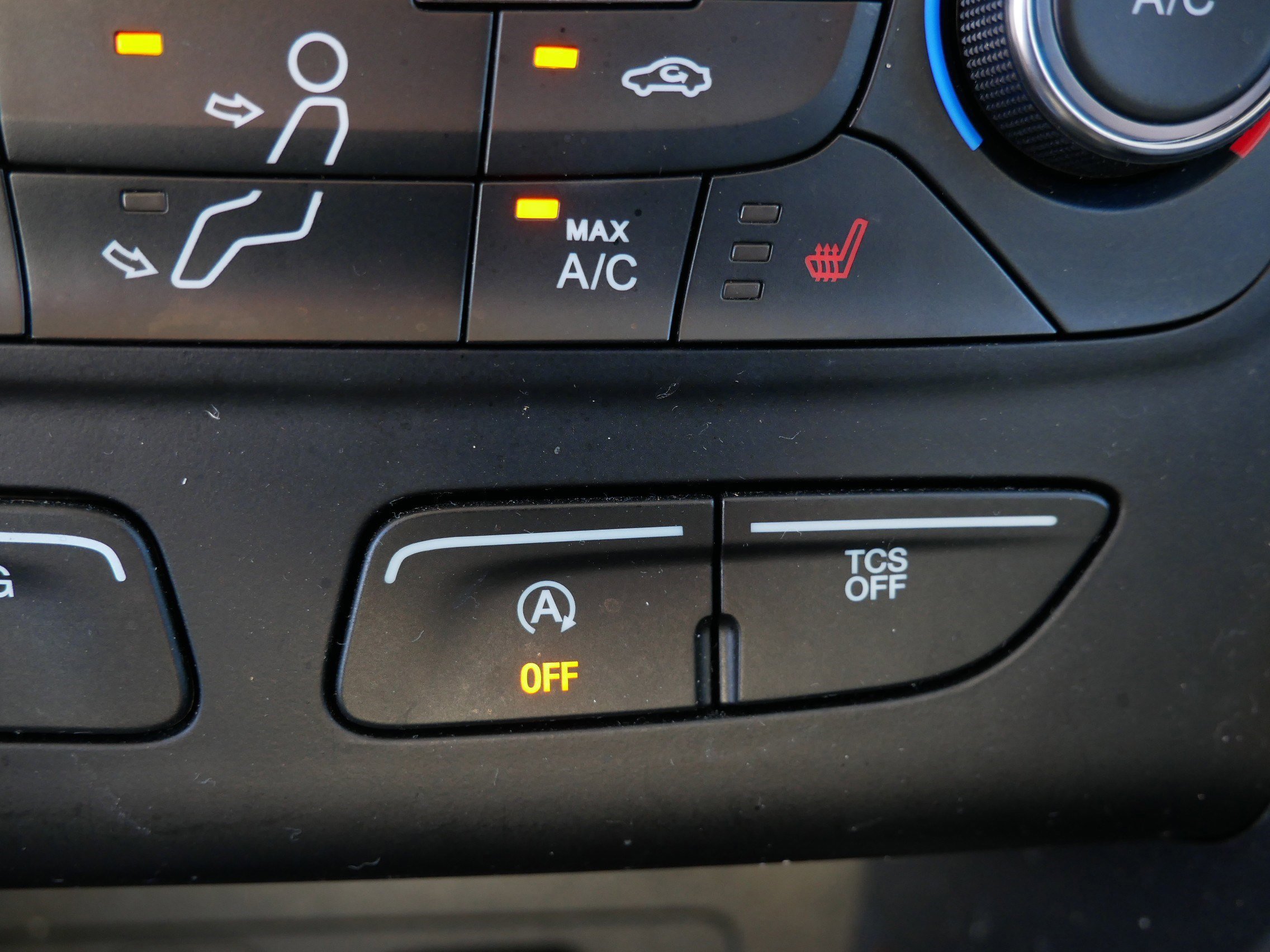 Certified 2017 Ford Escape SE w/ Equipment Group 201A image 31