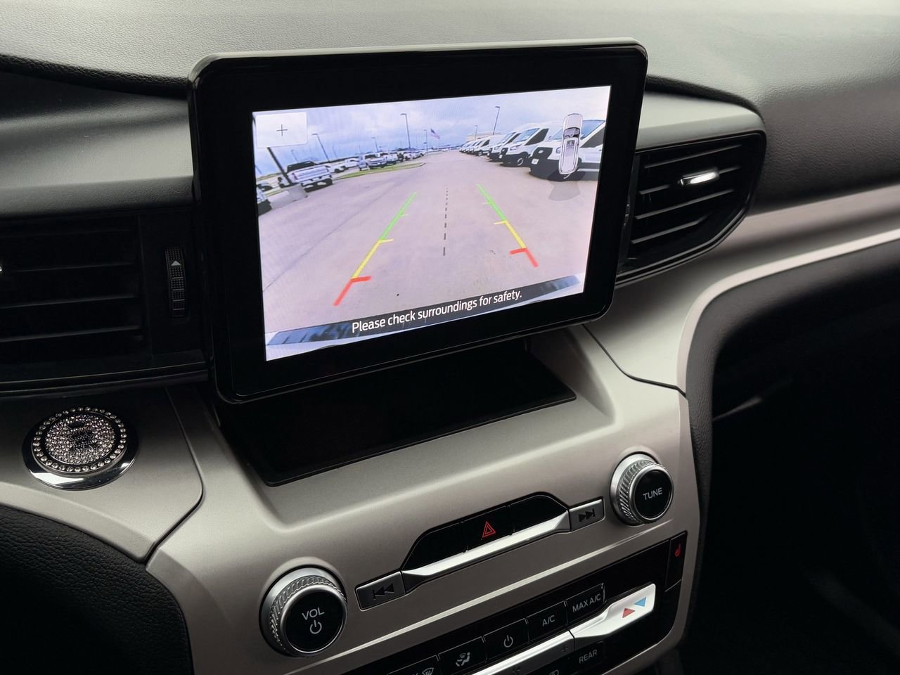 Certified 2022 Ford Explorer XLT image 20