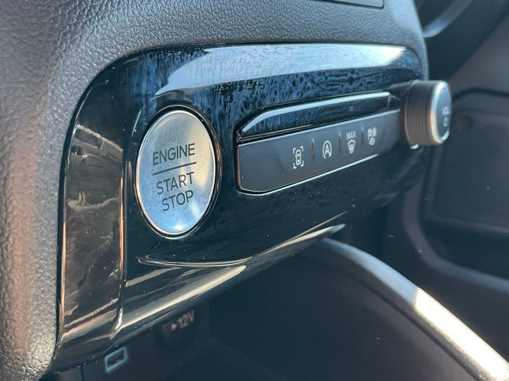 Certified 2023 Ford Escape ST-Line w/ Tech Pack #1 image 7