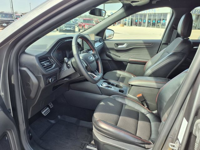Certified 2024 Ford Escape ST-Line w/ Tech Pack #1 FWD image 25