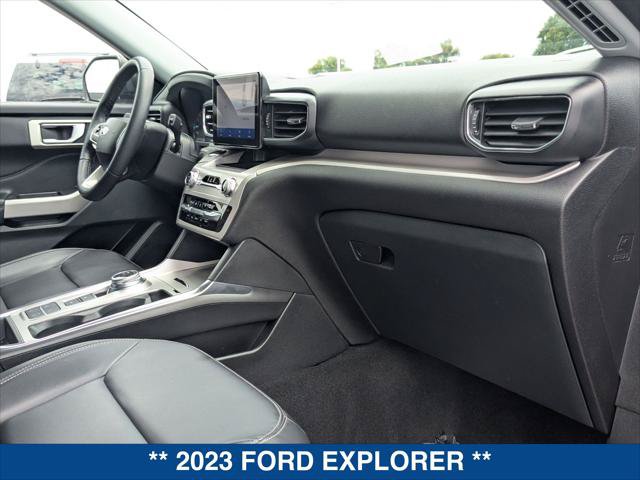 Certified 2023 Ford Explorer XLT w/ Equipment Group 202A RWD image 23
