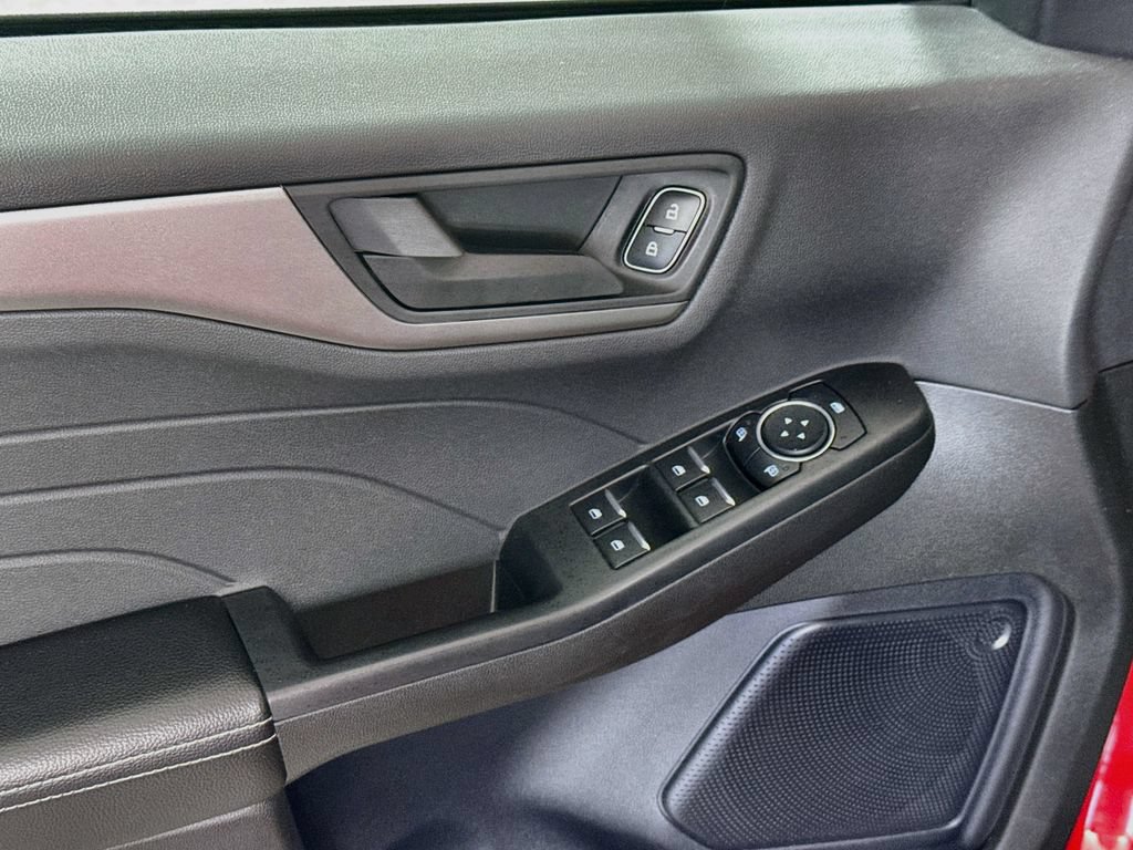 Certified 2024 Ford Escape Active w/ Cold Weather Package FWD image 17